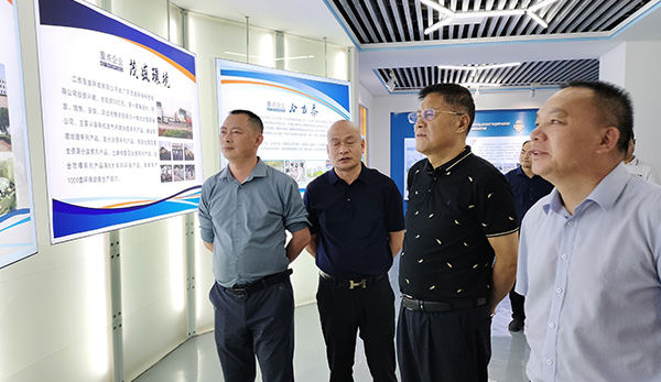 深圳正威集團(tuán)董事會(huì)江主席，黃總一行蒞臨我司考察